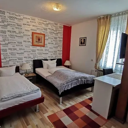 酒店 快乐之家酒店 巴特布拉姆施泰特